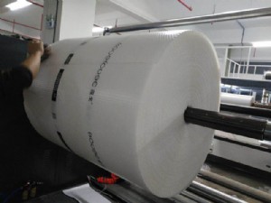 LSPE1500型全自動多層復合型氣（墊）泡膜機組 PE氣泡膜機器02